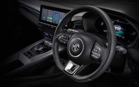 MULTI-FUNCTION STEERING WHEEL ปรับ 4 ทิศทาง MULTI-FUNCTION STEERING WHEEL ปรับ 4 ทิศทาง